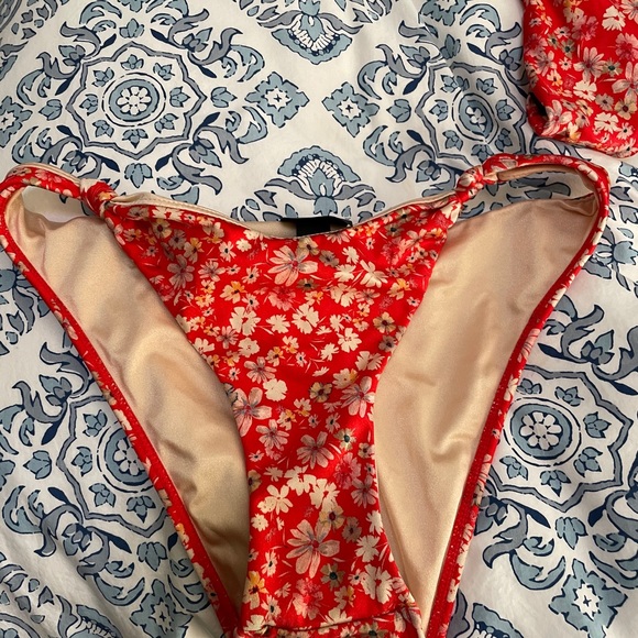 Pacsun Floral Knot bikini XS - Picture 7 of 9